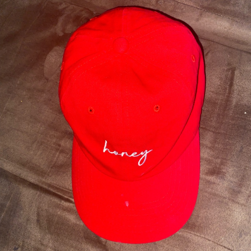 Red Honey Hat